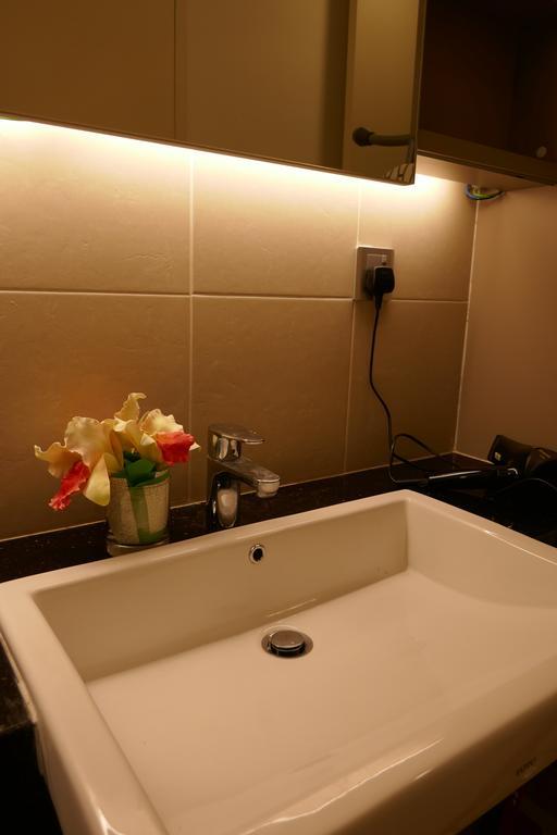 Signature Residence@Desa Sri Hartamas クアラルンプール エクステリア 写真